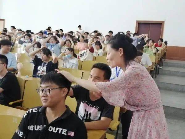 张中|【张中校园新闻】乘风破浪、扬帆起航——张甸中学开展高三学生心理健康教育活动