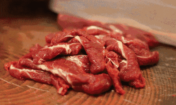 f24e2796ac0e46d8913408e3b120924d.gif