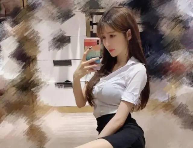 斗鱼女主播被盗用冒充女团成员,还被明码标价,本人特地发文澄清