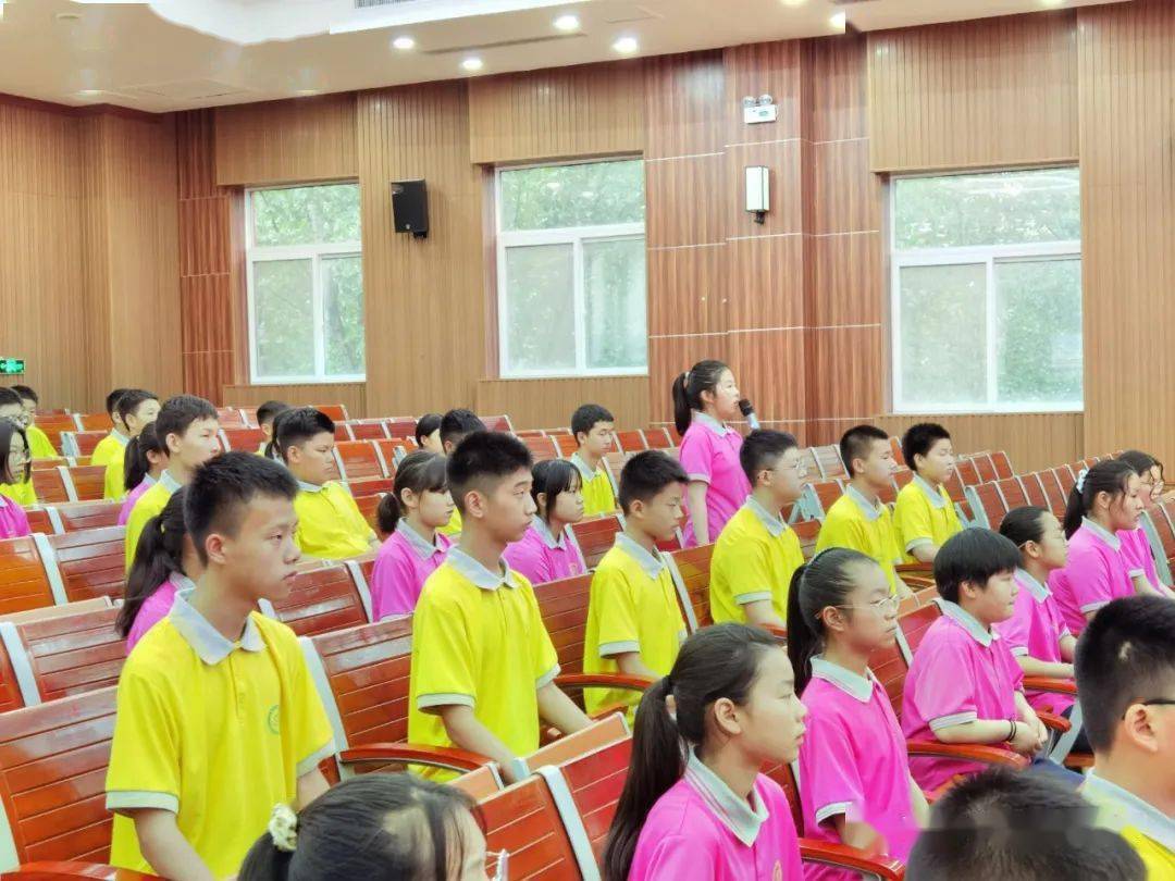 珍惜信用记录 共建诚信校园——新乡十中英才学校举办