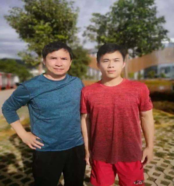 因为热爱所以执着云南省体操队总教练潘永超的体操人生