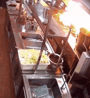 油锅起火扑灭方法 c3f2c678d11544639154526cdd63b782.gif