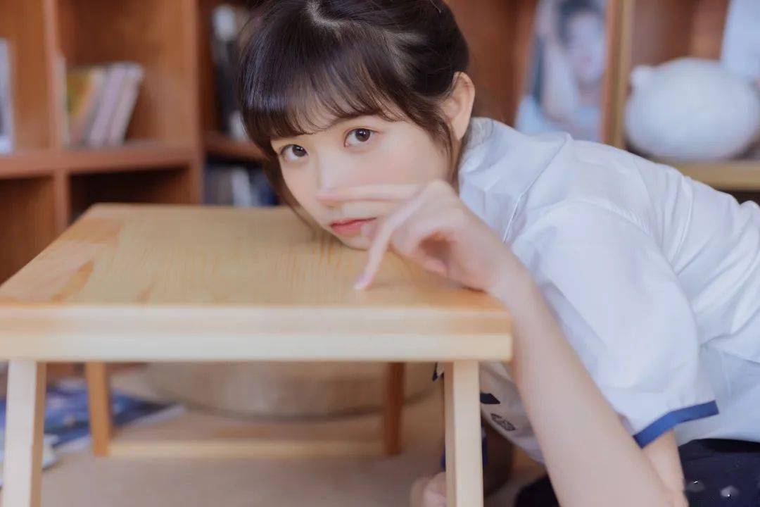 jk制服白丝小腿袜