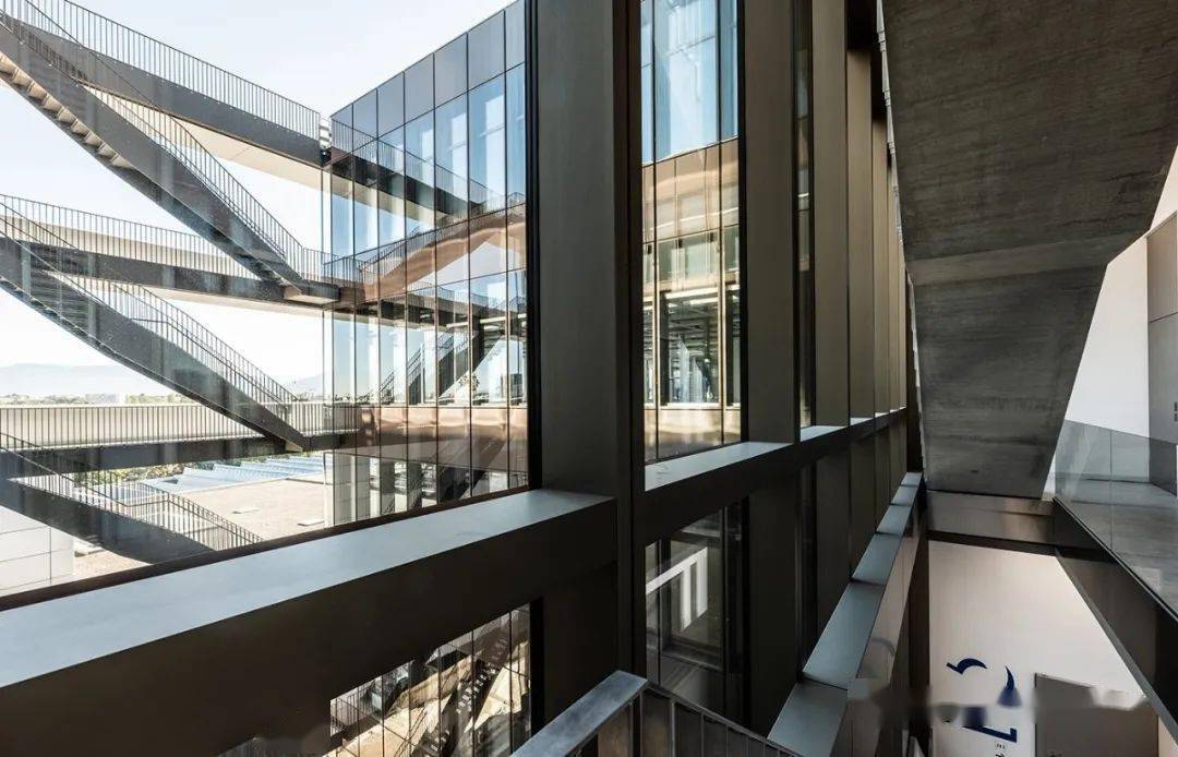 �ֿ�,������,�ٴ�����2020�±�����