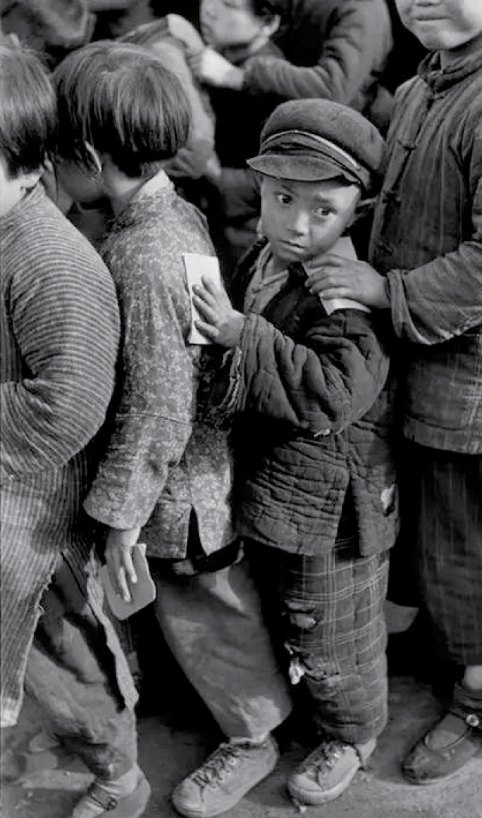 【天游在线登录注册】1940年代,现代新闻摄影之父的中国见闻