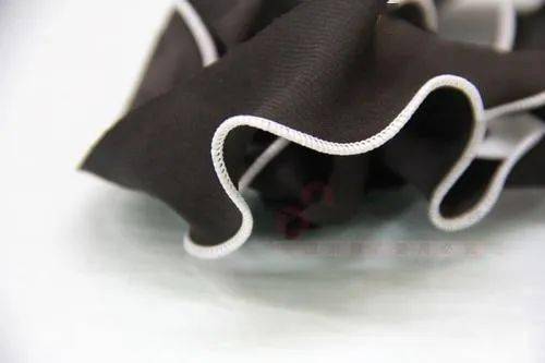 怎么锁边不卷边 fee5fdd6919f4908b4d14d4090eb4756.jpeg