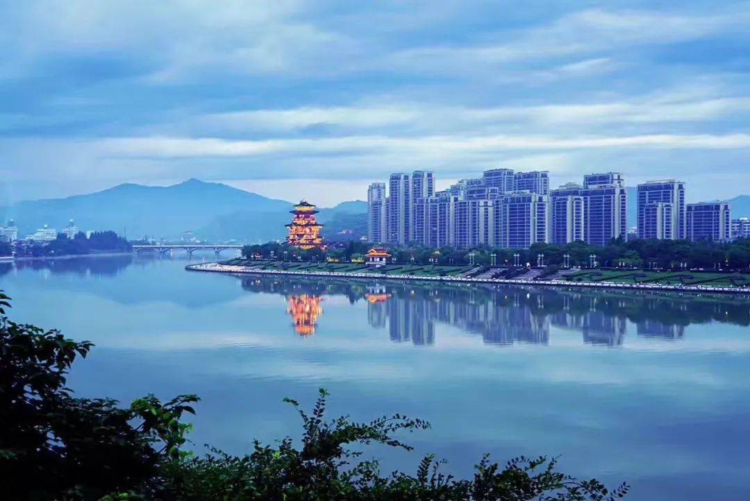 夜游南明湖,领略丽水别样的美