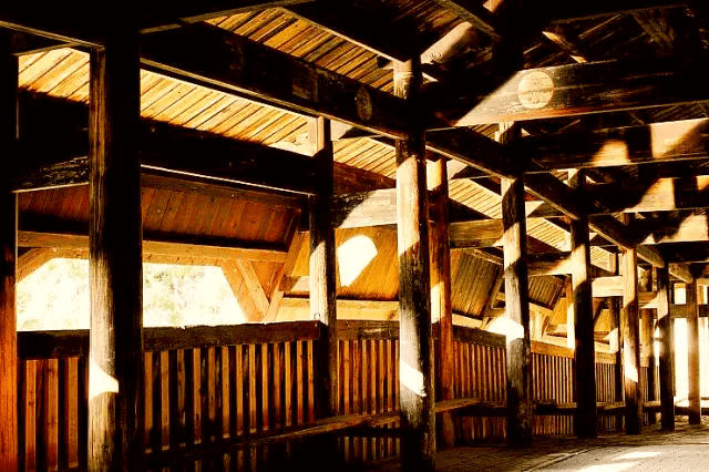 他制作的小动画,每一个细致入微的小细节都会让人惊叹于榫卯的伟大