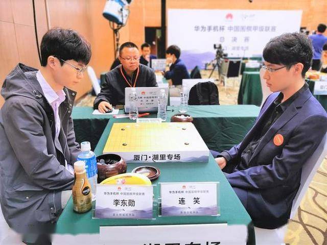 中韩围棋人口_围棋棋盘图片