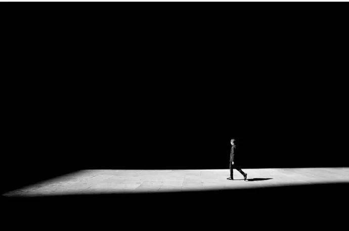 黑白摄影| 心灵是生活之累_手机搜狐网