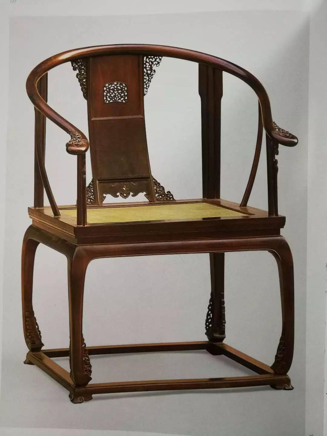 这把椅子的原型在故宫博物馆!