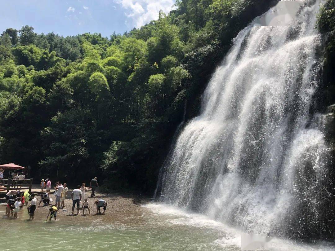 邻水天意谷景区