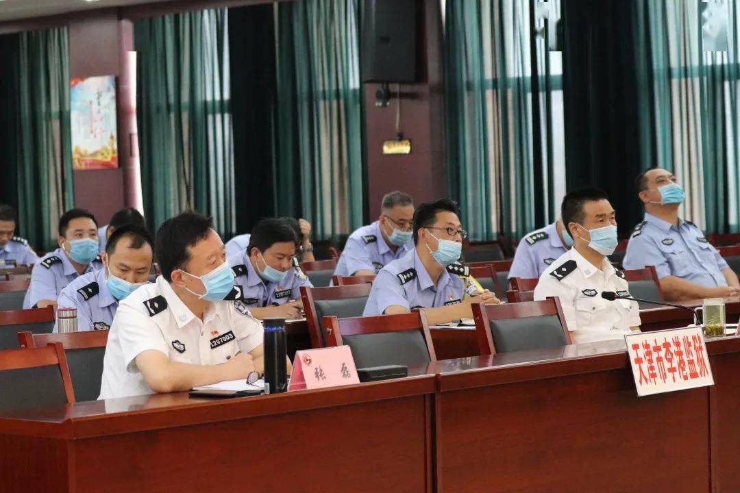 (左:杨柳青监狱 右:李港监狱)正视风险隐患,强化制度坚守一要摸清"