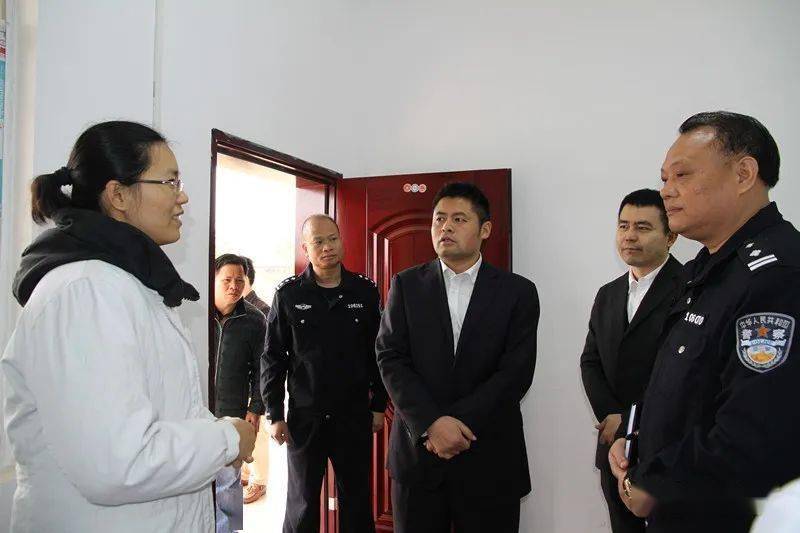县政府的大力支持,为了尽快推进马岭医疗区项目建设,横县公安局党委