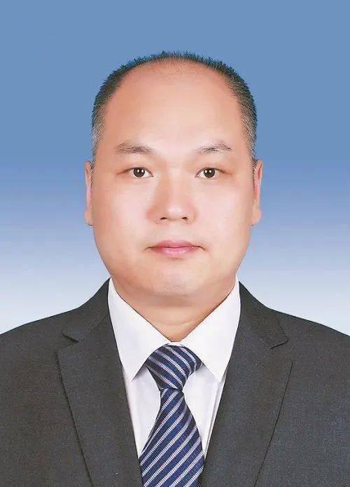李博,李二中被任命为榆林市人民政府副市长