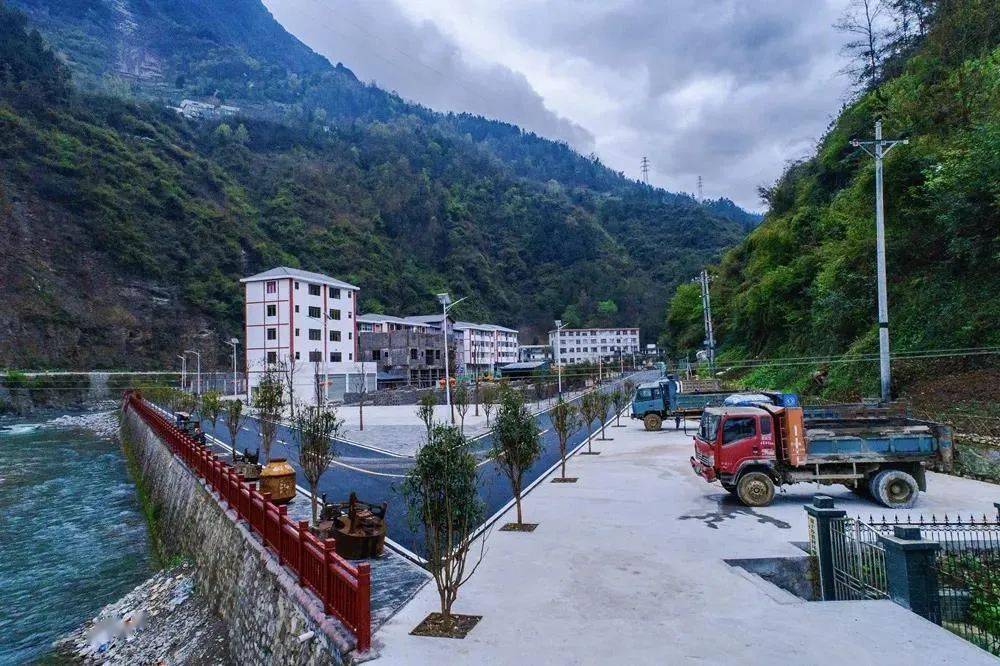 (组照 城口县修齐镇兴华村《幸福苑(组照 城口县双河乡竹园村