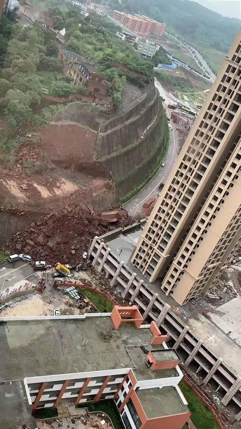 注意通惠往万盛方向高速路山体滑坡暴雨过后綦江竟发生了这么多事情