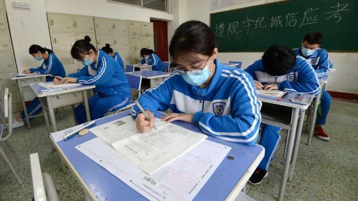 市第三中学|“全真模拟高考”备战疫情下的高考