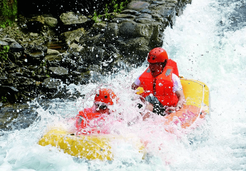 西海巾口水世界西海大峡谷西海花千谷碧龙潭漂流这个夏日必定精彩无限