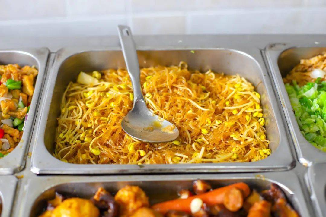 炒什么菜适合在火车上吃 319bc4a833254a20ace0ea81872d809d.jpeg