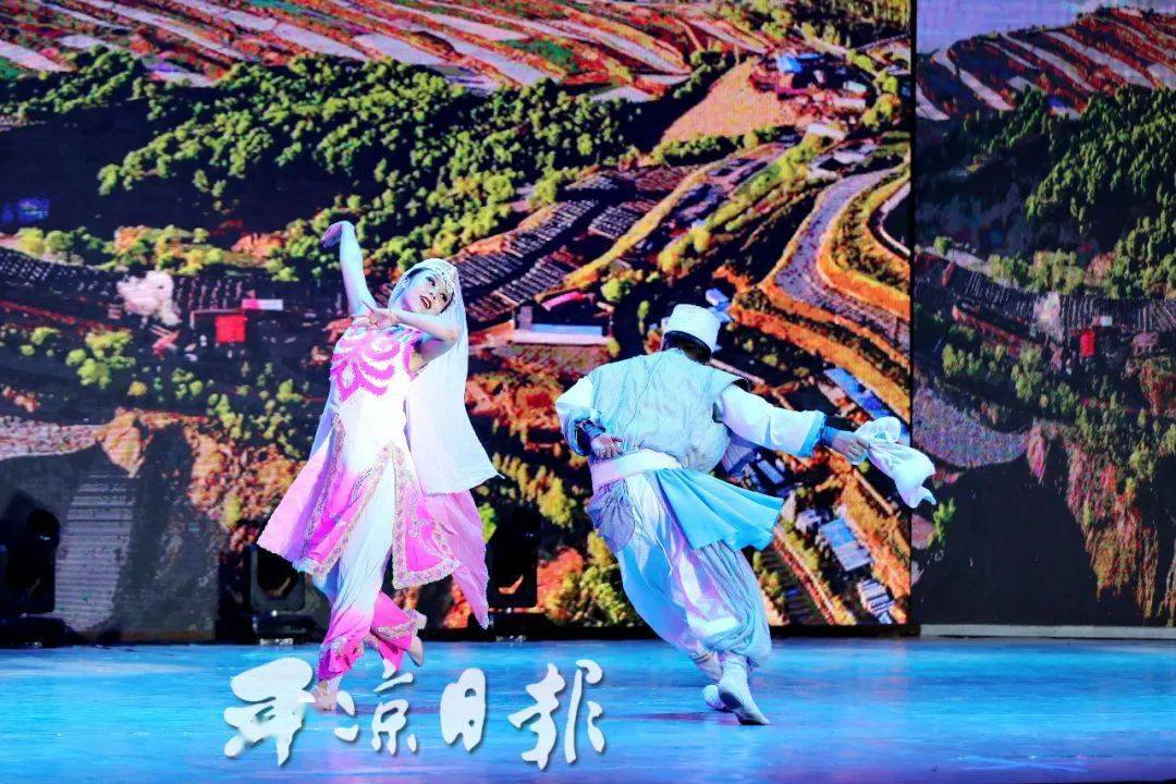 保安族舞蹈《春绿陇原》藏族舞蹈《巴郎鼓舞》藏族舞蹈《马铃舞》藏族