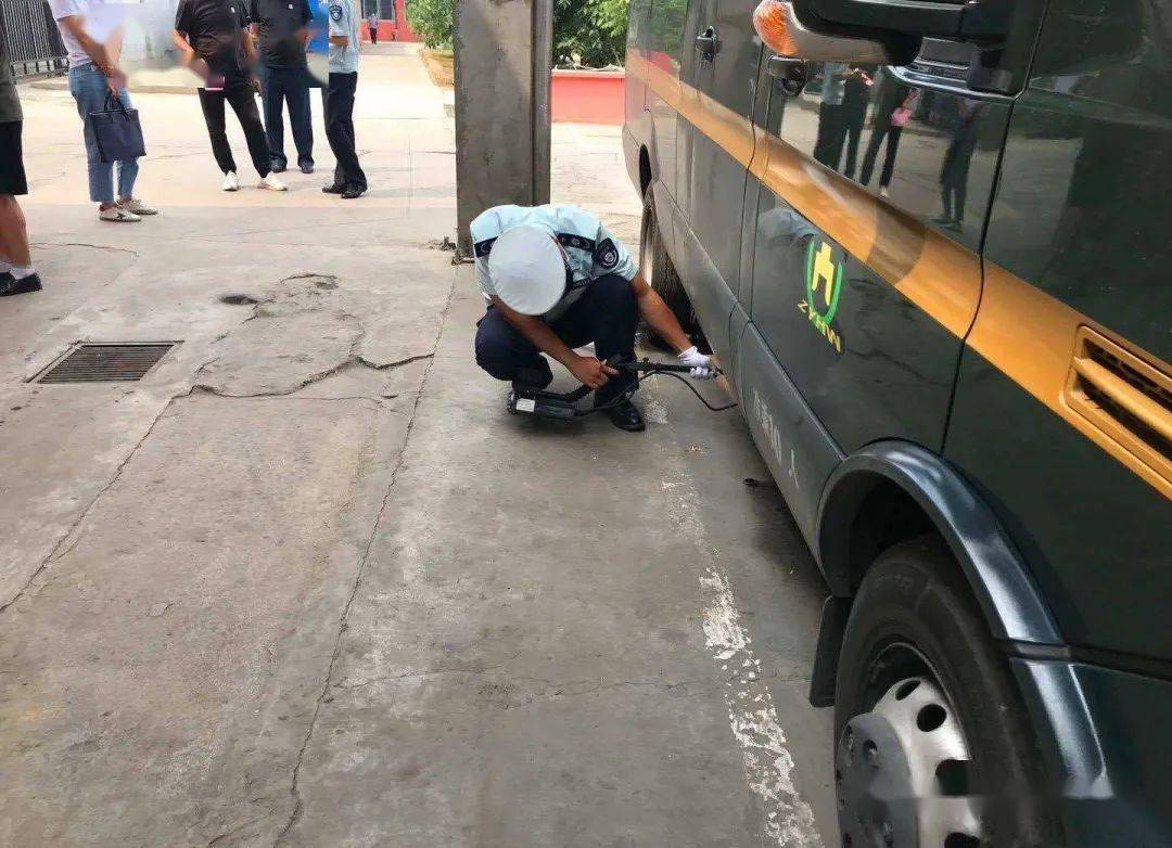 押运车辆尾气排放严重超标,振远护卫中心在房山受罚