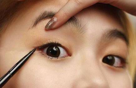 超详细的眼妆教程助你攻克画眼难题