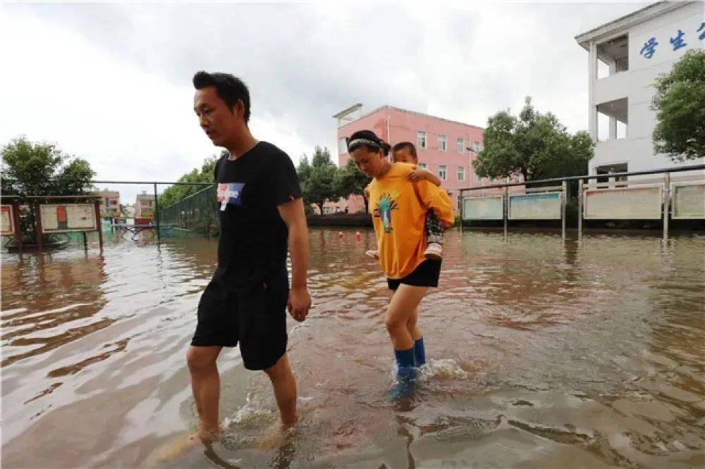 六安地区有多少人口_六安离合肥多少公里