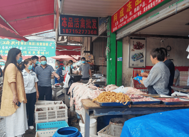 分路口社区 严把食品安全"入口关"_市场