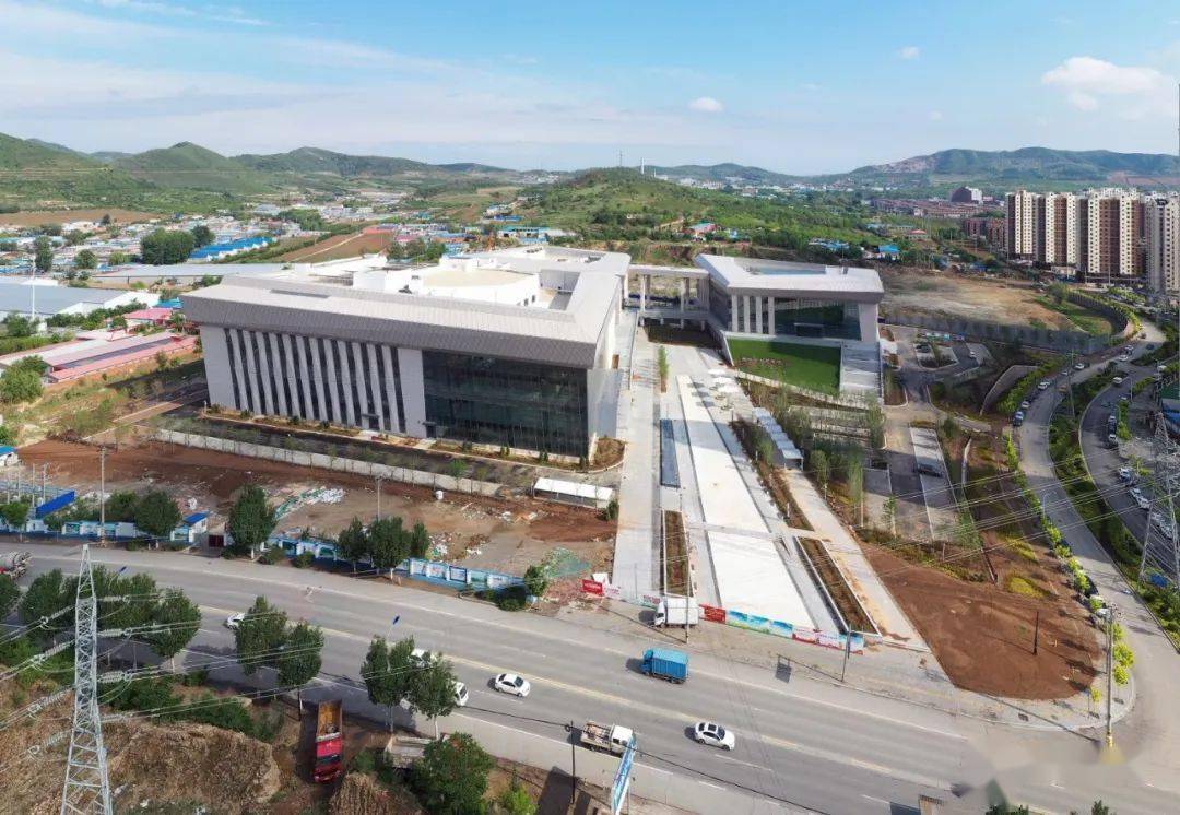 2020年上半年地址:松山新区泰景山城小区以东,外环南广路南锦州市文化