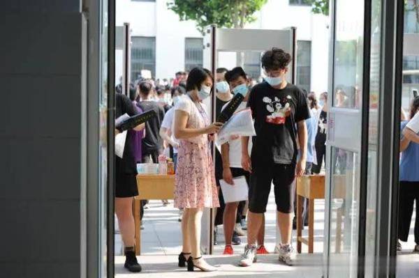 高考生|直击河东考场精彩瞬间2020高考首日