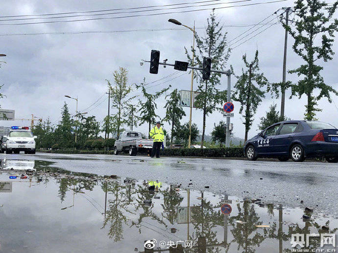 赵家慧|高考第二日，安徽歙县综合、外语科目考试正常开考