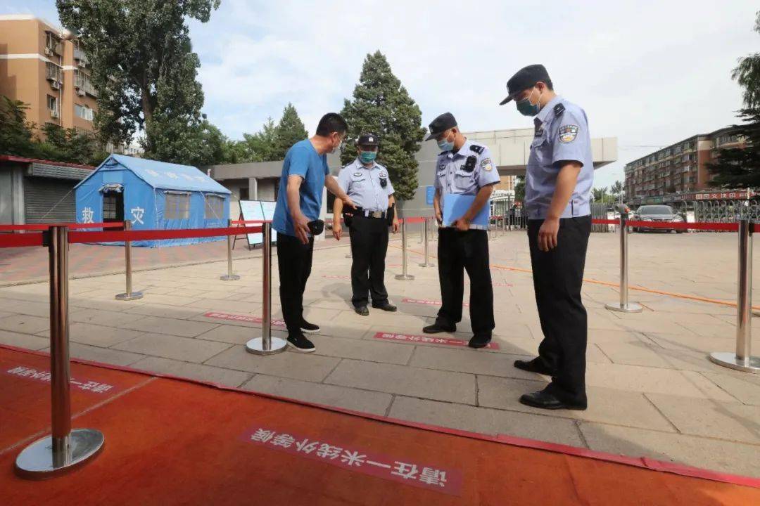 把考生当孩子，数万幕后英雄在保障新高考