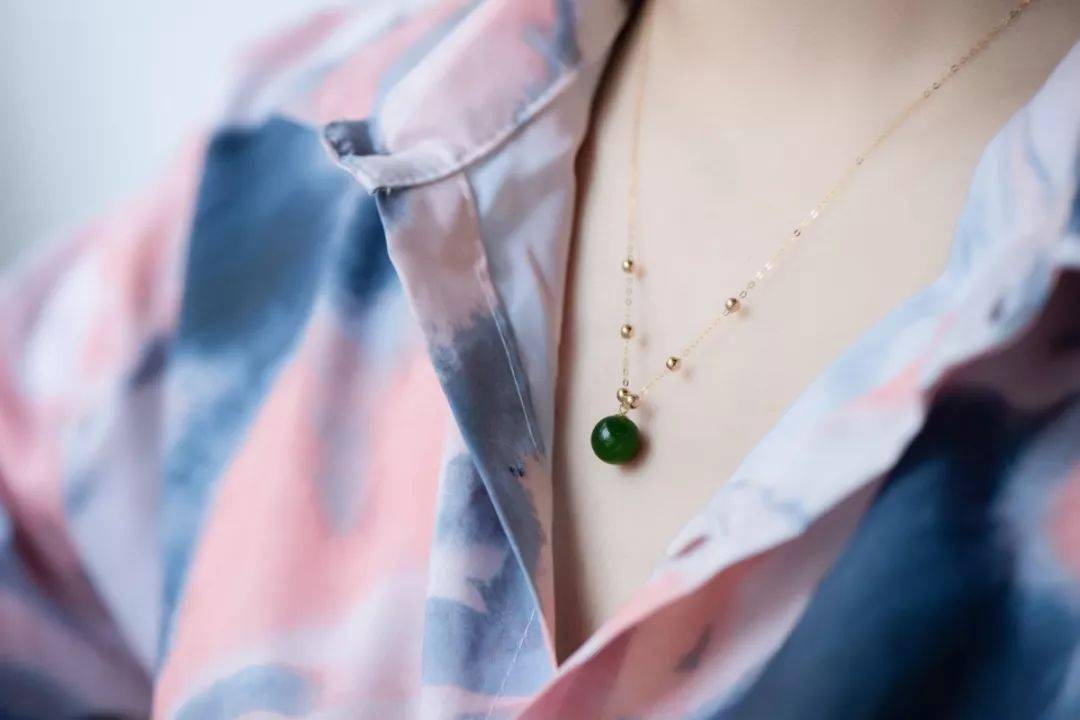 水色|只有8款 | 和田玉秒杀来啦，种水色俱佳要趁早抢！