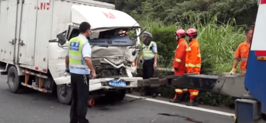 风险|驾车带孩子出游，要警惕这几个安全风险 | 暑期儿童交通安全