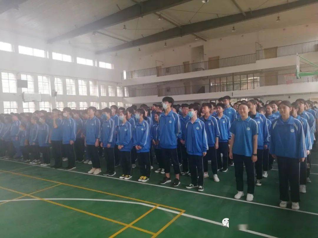 法律伴我行 安全记心中新乡市第二十一中学暑假法治安全教育大会圆满