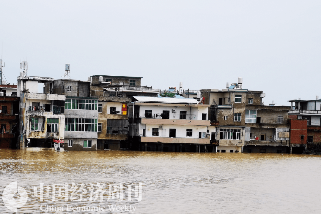 洪水|直击：鄱阳湖洪灾水位已超1998年！流域性大洪水或将爆发