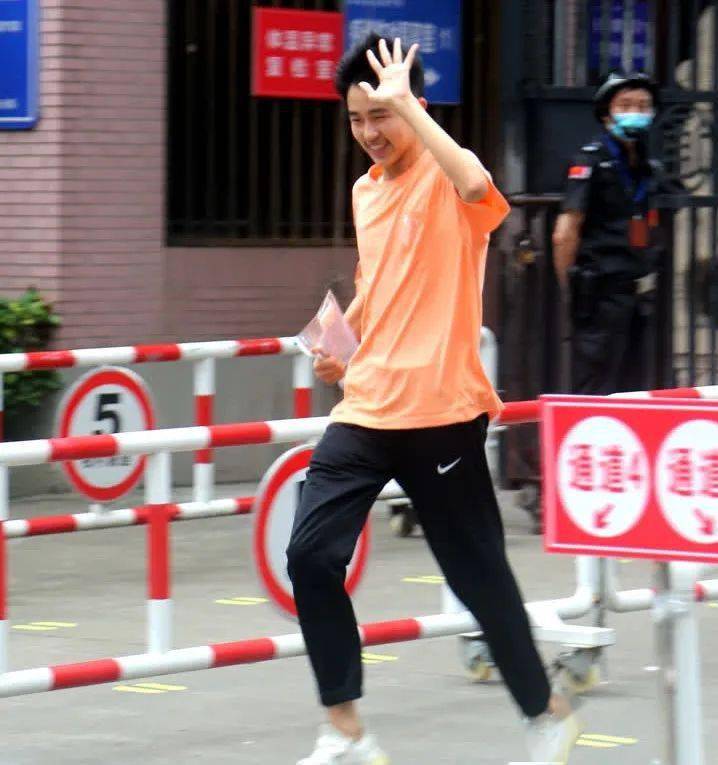 南通2020高考成绩学_2020年高考,南通学校大丰收,特别是这几所