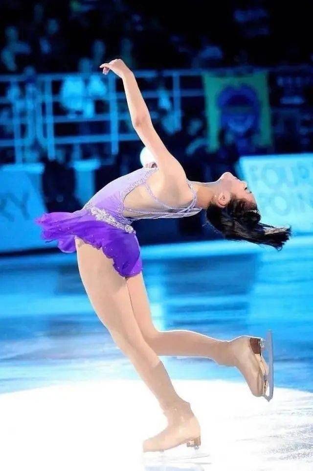 服装|冰雪时尚，我很冷但我也很美