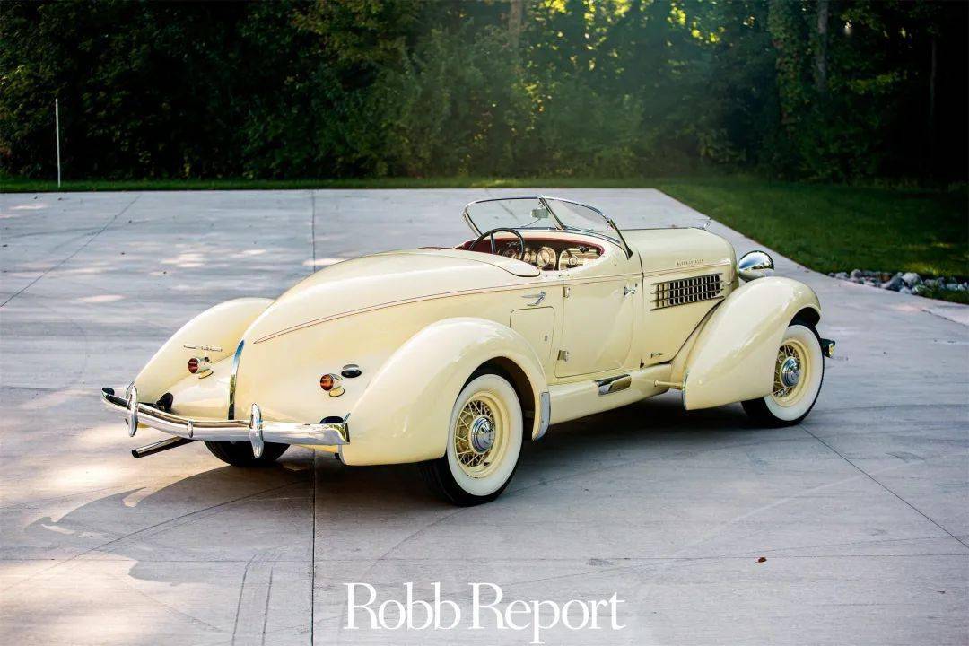 boattail speedster1935-1936为了让这台"比利时国王"款敞篷车更加