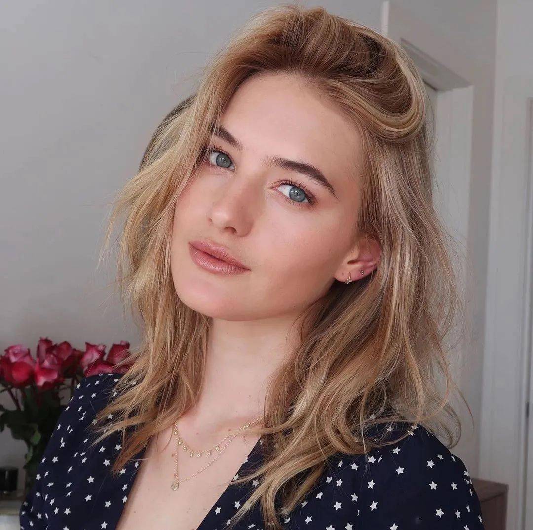 试卷|为什么我没有早点尝试卷发造型