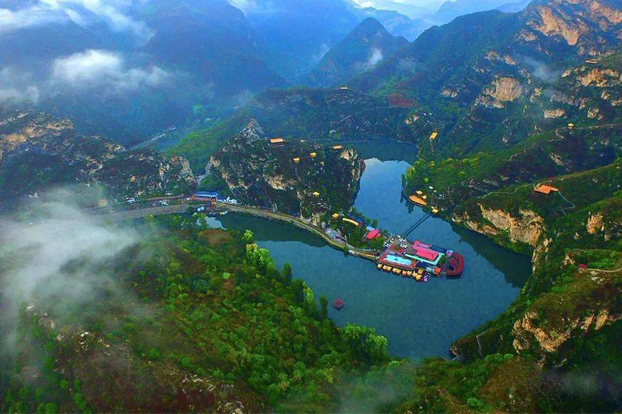 霞云岭金水湖景区