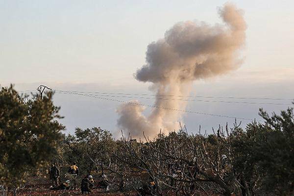 叙政府军炮击武装分子山区阵地,摧毁多处指挥