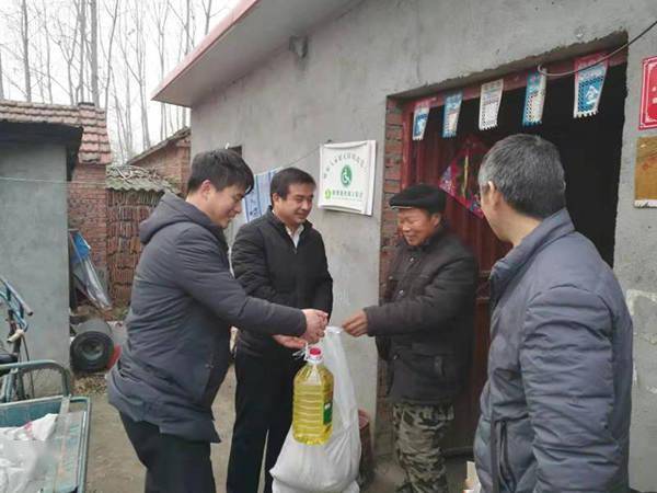 新蔡县陈店镇:闫群红一老百姓的领路人