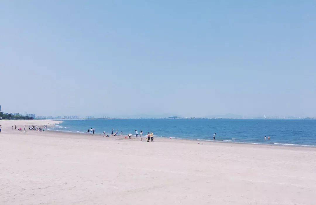 摄 最干净的海岸之一  后田有着一片蔚蓝干净的海岸  可谓是厦门最
