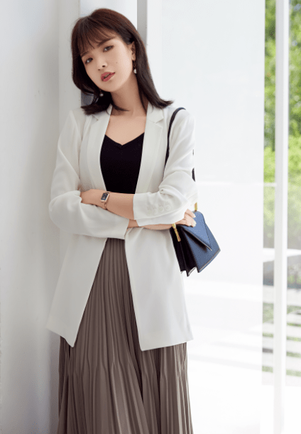 如何穿搭内衣提升气质 f62a264ab9004bd0aa91713524fdab3a.png