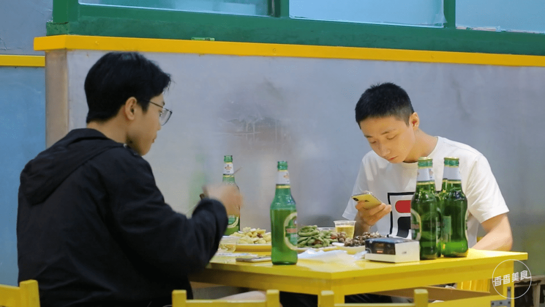 烧烤摊|居然是烧烤店的隐藏吃法挑战认知的特色菜