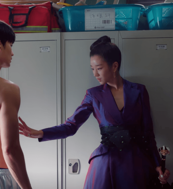 剧中|虽然是神经病，但够时髦就没关系！