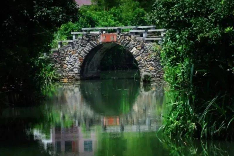 游德庆盘龙峡,金林水乡,岩前村,仙掌岩,羚羊峡,住肇庆星湖大酒店,正啊