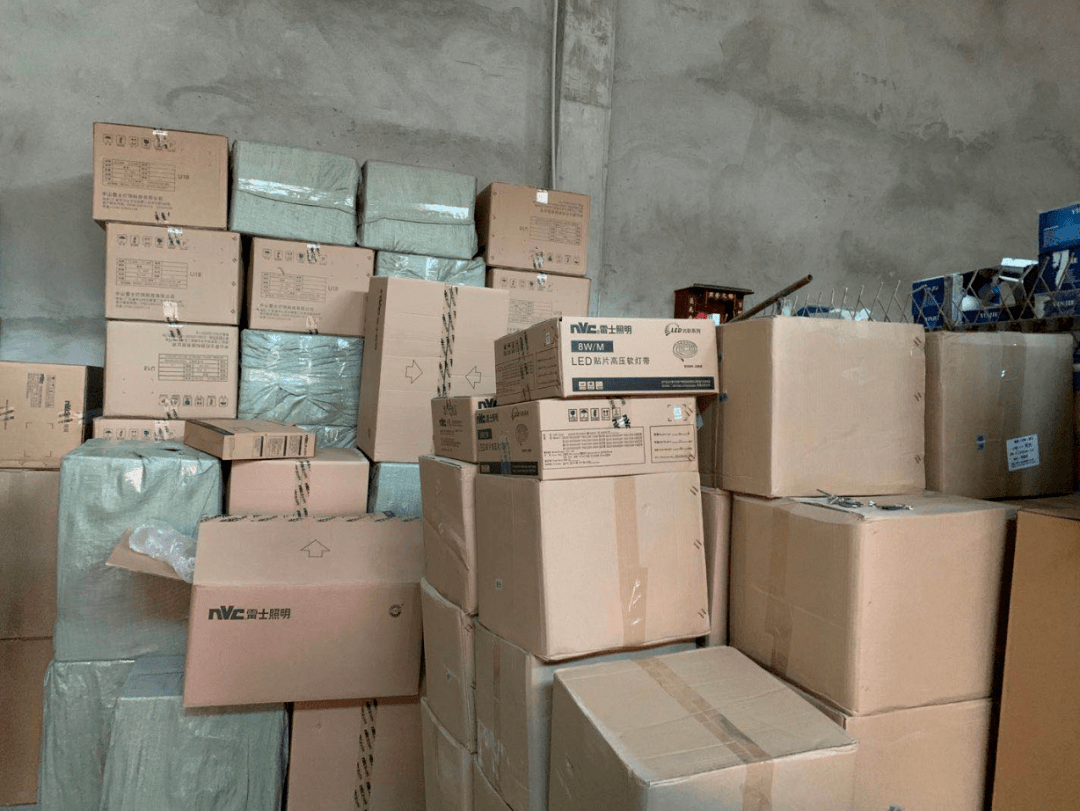 灯具价格排行_中国智能家用照明灯具行业十大品牌排行榜